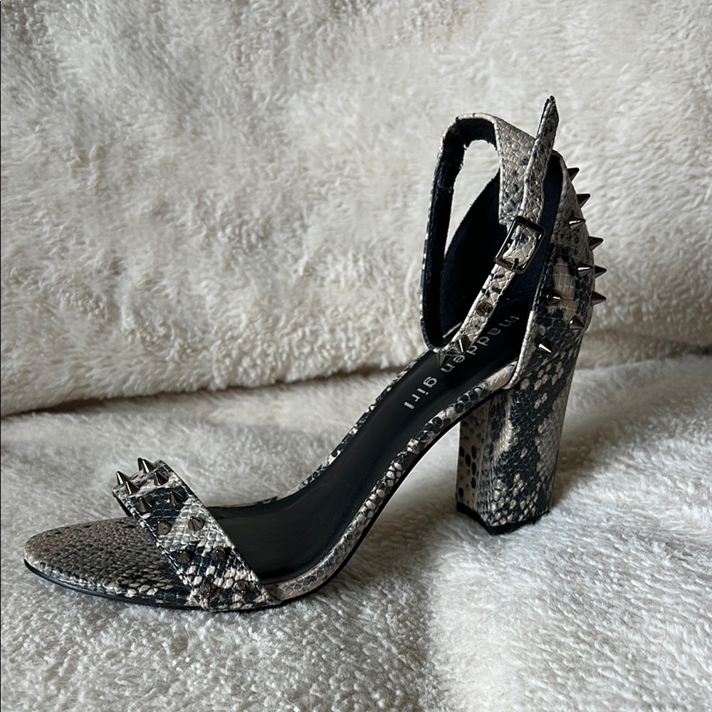 New. Black and Tan High-Heeled Sandals with Spiked Embellishments